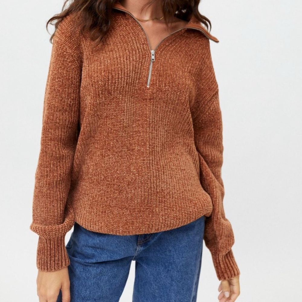 Beautiful Urban Outfitters sweater
